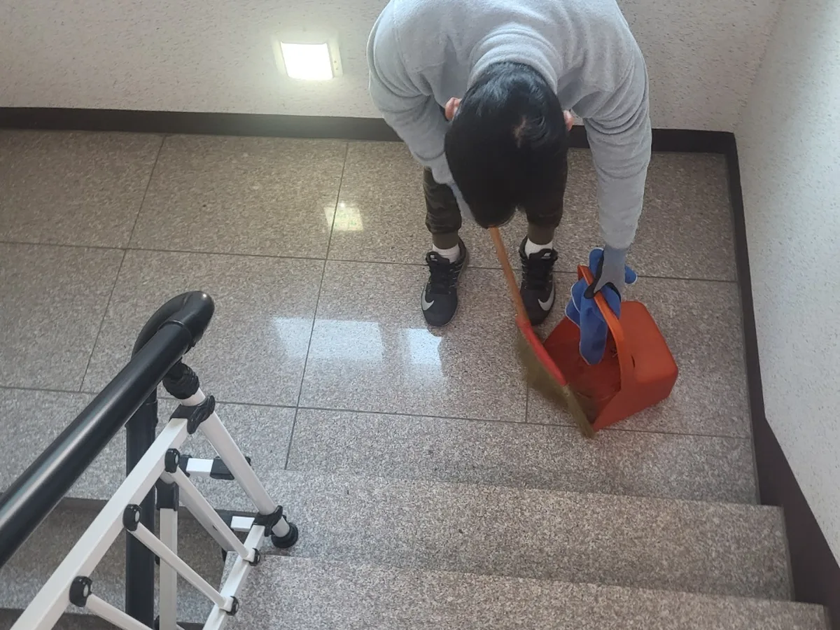 원주시 명륜동 오피스 기계실 장비 주변 정밀 위생청소 사례 - 행진크린